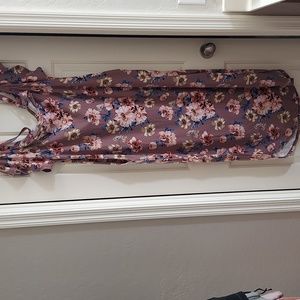 Long day dress with pockets!